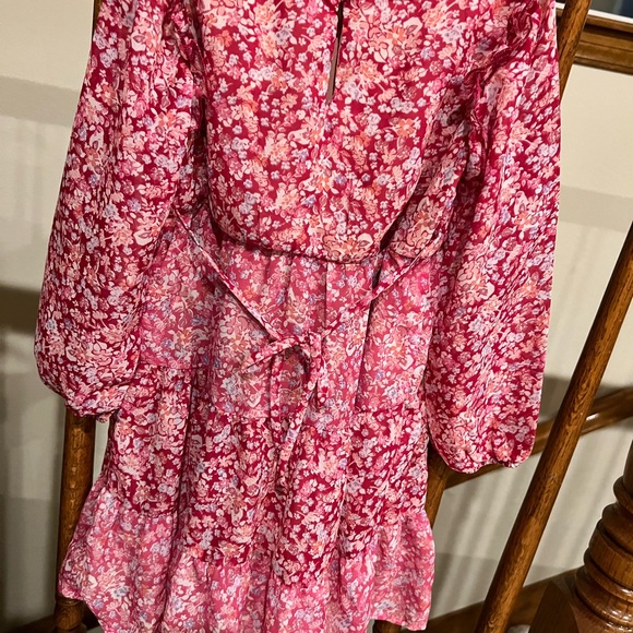 Xtraordinary dress - Picture 3 of 3